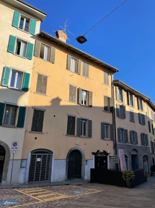 Appartement Accademia Love à Bergame Extérieur photo